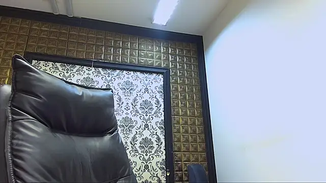 LissaBigTitts online show from 11/24/25, 04:40