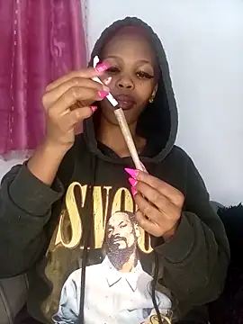 GoldSnowXxX online show from 04/17/26, 05:38