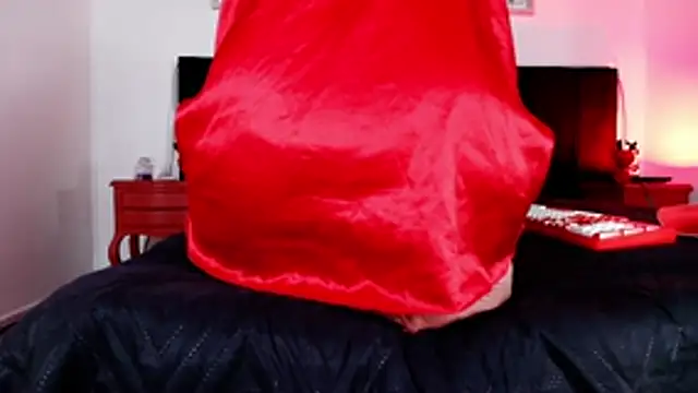 Alisse Moore online show from 04/23/26, 12:29