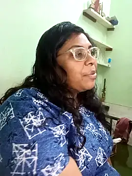 Snapshot of zara-mallus chatting on 09/11/25, 07:47 zara-mallus online show from 09/11/25, 07:47