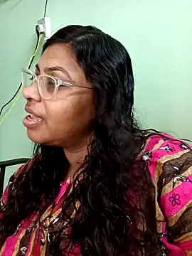 Snapshot of zara-mallus chatting on 09/22/25, 07:05 zara-mallus online show from 09/22/25, 07:05
