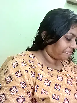 Snapshot of zara-mallus chatting on 10/08/25, 07:00 zara-mallus online show from 10/08/25, 07:00