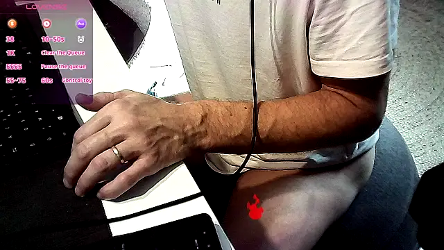 Snapshot of french_male_whore@xh chatting on 09/18/25, 12:18 french male whorexh online show from 09/18/25, 12:18