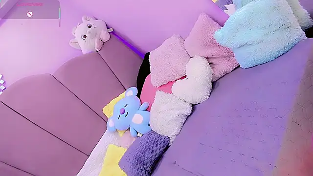 ShantyMillan online show from 11/29/25, 12:52