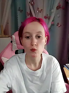 Fuzzy Unicorn online show from 09/16/25, 06:53