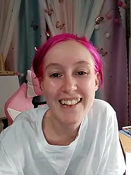 Fuzzy Unicorn online show from 10/09/25, 07:12