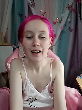 Fuzzy Unicorn online show from 11/20/25, 07:35