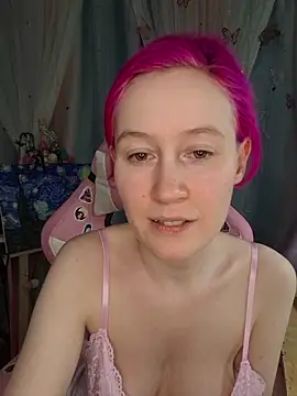 Fuzzy Unicorn online show from 04/15/26, 07:58