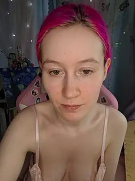 Snapshot of Fuzzy_Unicorn chatting on 05/01/26, 11:37 Fuzzy Unicorn online show from 05/01/26, 11:37