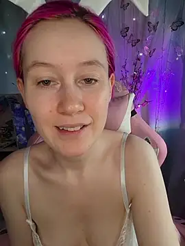 Snapshot of Fuzzy_Unicorn chatting on 05/26/26, 10:44 Fuzzy Unicorn online show from 05/26/26, 10:44