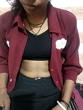 Snapshot of Geeta-satr chatting on 11/08/25, 05:01 Geeta-satr online show from 11/08/25, 05:01