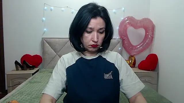 Snapshot of CameronEnns chatting on 02/11/26, 01:16 CameronEnns online show from 02/11/26, 01:16