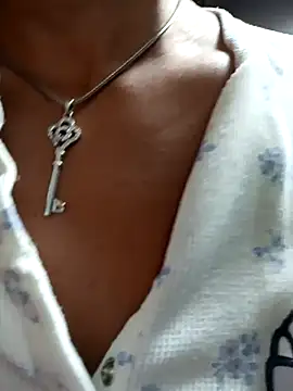 Flacidas online show from 11/18/25, 07:02