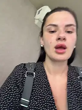 MiraReach online show from 02/25/26, 02:32