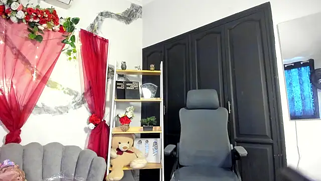 AlliceLover online show from 06/21/26, 12:08