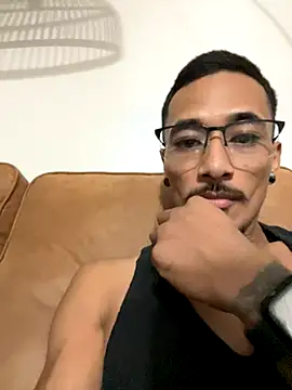 tanjir020 online show from 09/23/25, 07:44