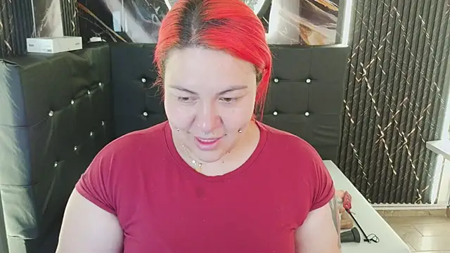 Witch Scarlet online show from 04/22/26, 12:57