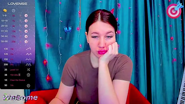 Haley Nikki online show from 02/05/26, 01:21