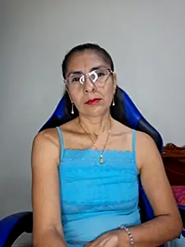 Snapshot of Natasha_50 chatting on 01/17/26, 01:10 Natasha 50 online show from 01/17/26, 01:10