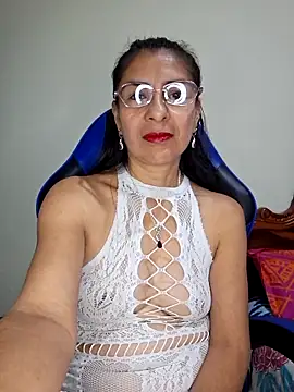 Natasha 50 online show from 03/05/26, 05:20