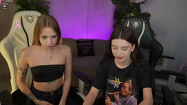 Regina Sweet054 online show from 10/31/25, 03:13