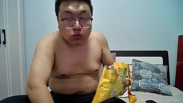 peijiangzhao online show from 12/14/25, 02:22