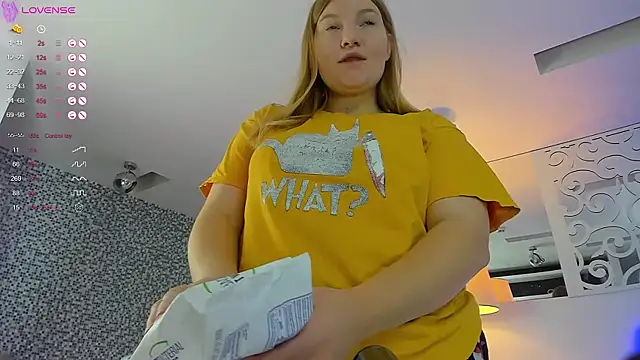 AshleyJoness online show from 10/17/25, 05:10