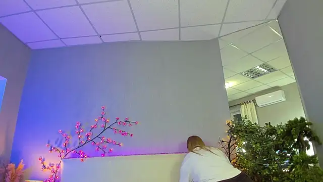 AshleyJoness online show from 04/05/26, 05:15