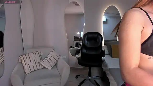 Snapshot of IbizaJacobs chatting on 09/16/25, 12:06 IbizaJacobs online show from 09/16/25, 12:06