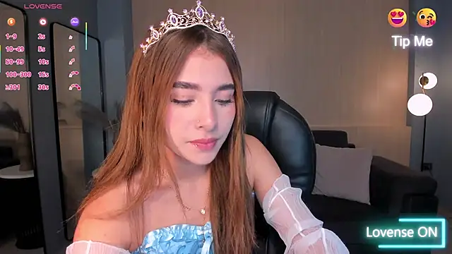 Snapshot of IbizaJacobs chatting on 10/14/25, 12:50 IbizaJacobs online show from 10/14/25, 12:50