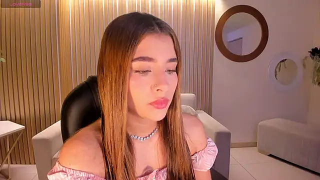 Snapshot of IbizaJacobs chatting on 10/22/25, 12:38 IbizaJacobs online show from 10/22/25, 12:38