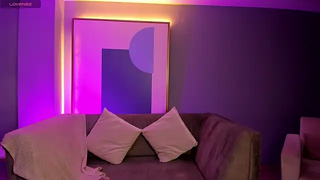 Snapshot of IbizaJacobs chatting on 10/31/25, 01:01 IbizaJacobs online show from 10/31/25, 01:01