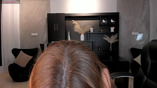 Snapshot of IbizaJacobs chatting on 12/13/25, 07:53 IbizaJacobs online show from 12/13/25, 07:53