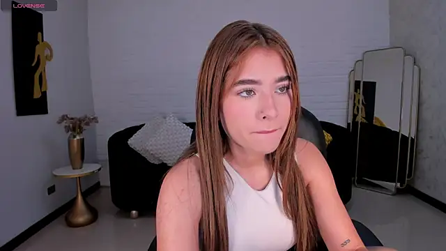 Snapshot of IbizaJacobs chatting on 12/17/25, 12:33 IbizaJacobs online show from 12/17/25, 12:33