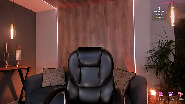 LiamCarterX online show from 11/24/25, 05:29