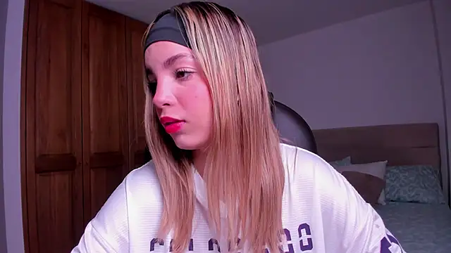 jana parissi online show from 10/03/25, 07:22