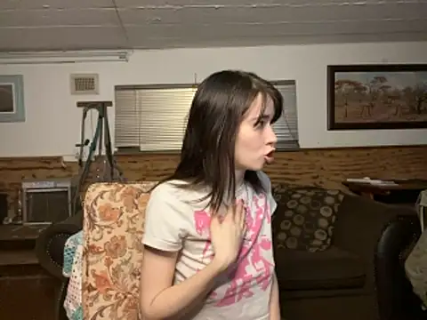 the holy t online show from 10/26/25, 07:20