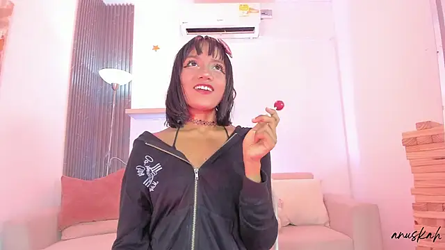 anuskah online show from 10/02/25, 12:28