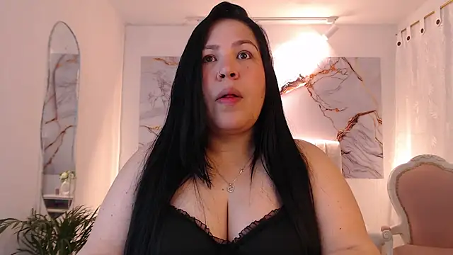 Ashley Grahaam online show from 11/23/25, 10:20