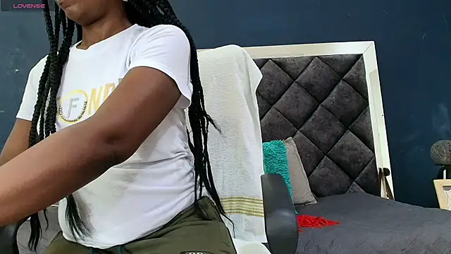 ebony  jheim online show from 09/26/25, 02:32