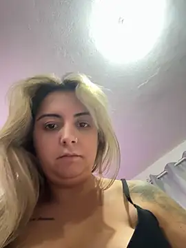 Snapshot of sophiemonroevip chatting on 05/11/26, 12:11 sophiemonroevip online show from 05/11/26, 12:11