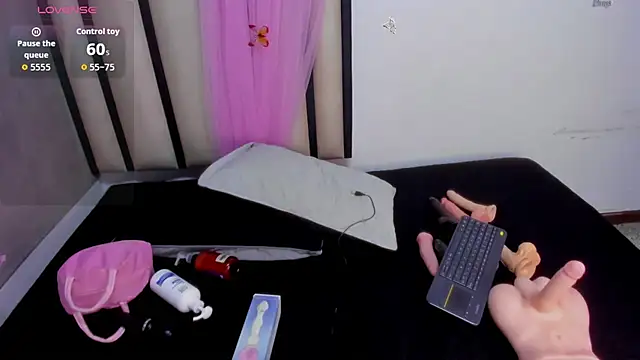 Avi Winklar online show from 04/23/26, 04:03