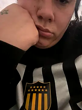 valen1891 online show from 10/26/25, 03:12