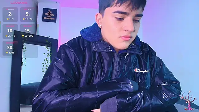 Lucass love online show from 10/16/25, 01:23