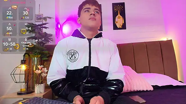 Lucass love online show from 02/20/26, 04:53