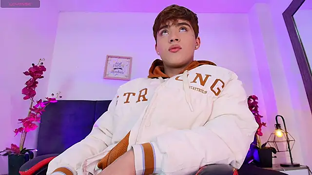 Lucass love online show from 04/02/26, 01:53