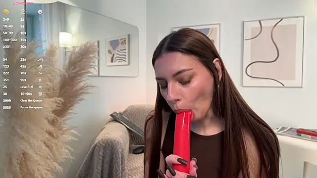 Amelie Crosby online show from 03/08/26, 12:53