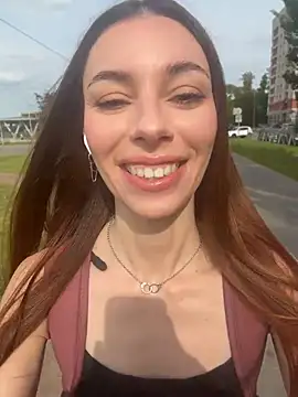 Amelie Crosby online show from 06/28/26, 02:01