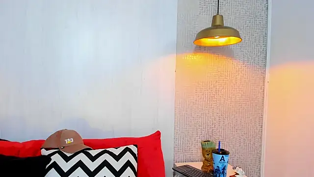 VinzenzRizzo online show from 02/12/26, 04:40