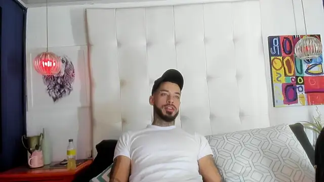 VinzenzRizzo online show from 07/06/26, 03:25
